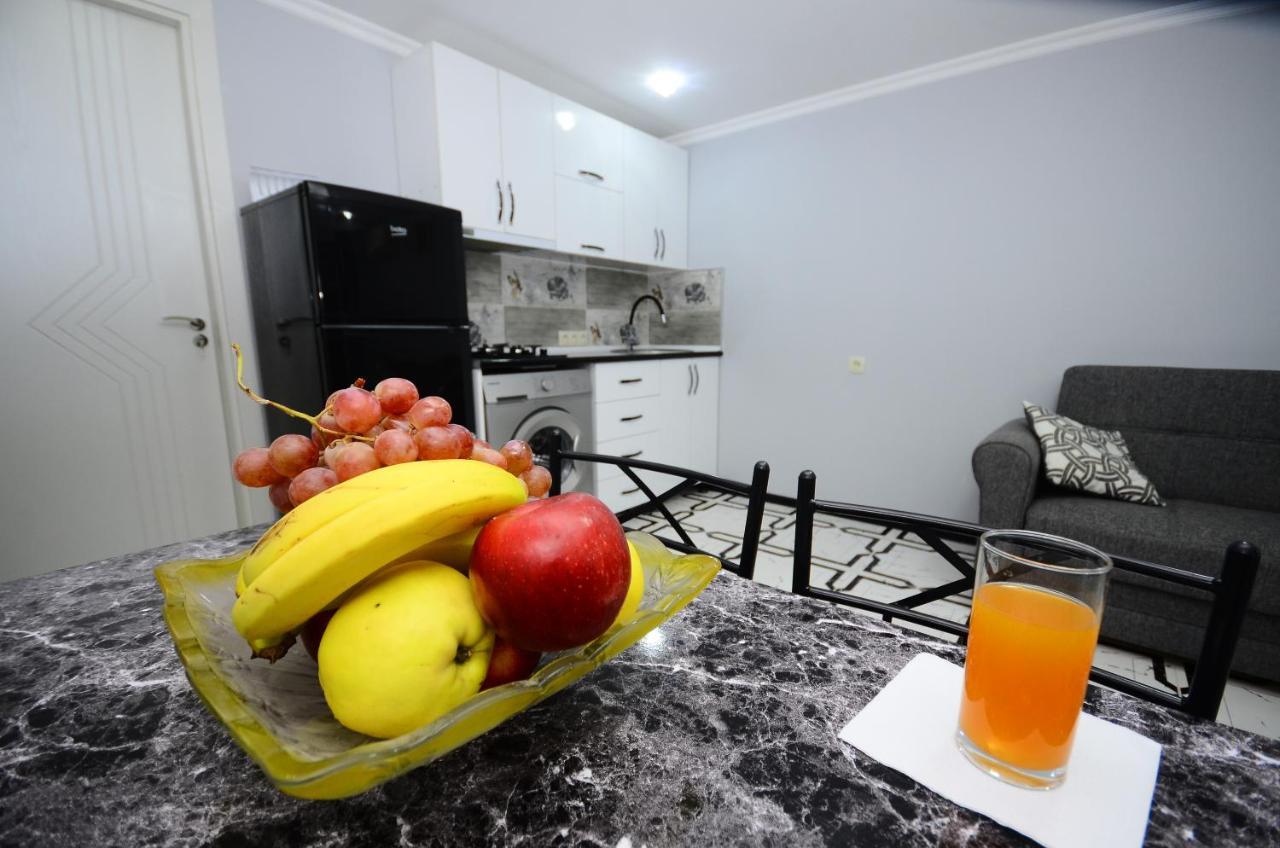 Aparthotel My Home バトゥーミ エクステリア 写真