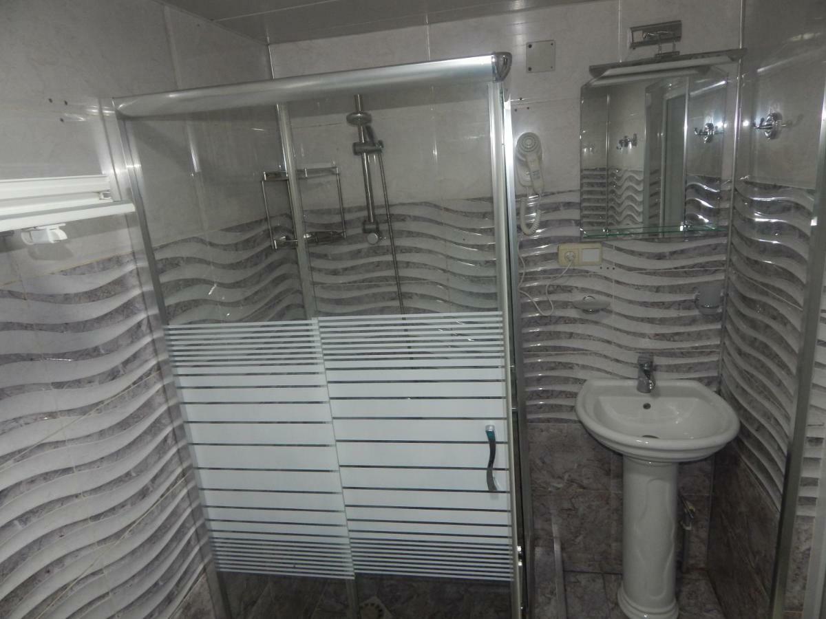 Aparthotel My Home バトゥーミ エクステリア 写真